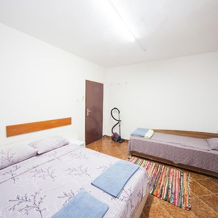 Center - Basic Flat - 10 Min To The Beach Apartment Бургас Екстериор снимка