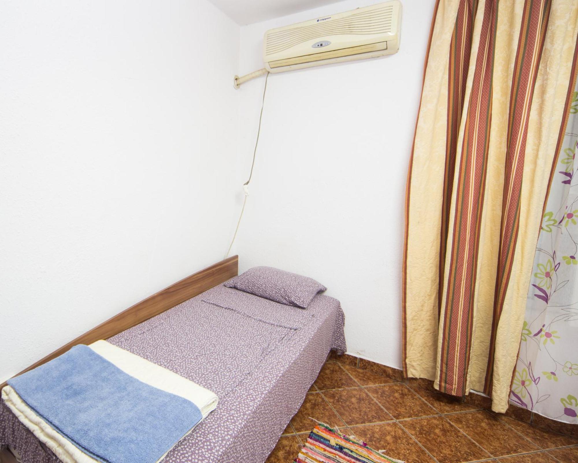 Center - Basic Flat - 10 Min To The Beach Apartment Бургас Екстериор снимка
